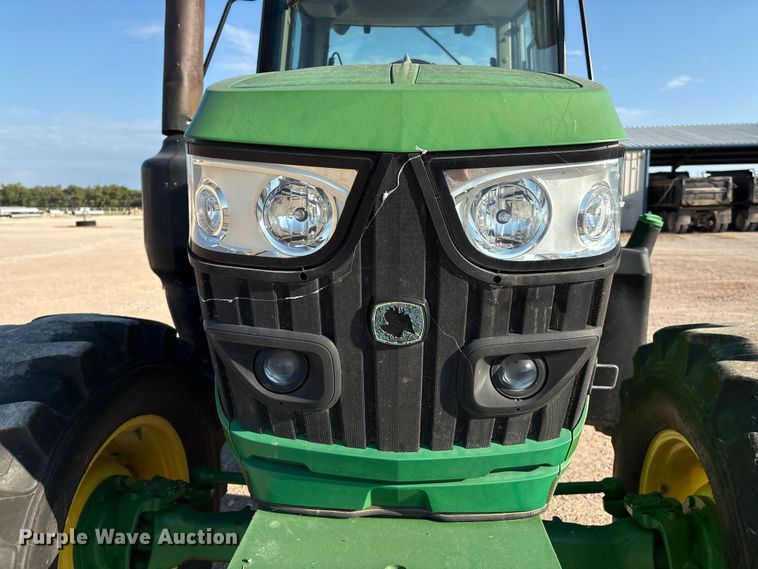 image for item IE9192 2016 John Deere 6120M MFWD tractor