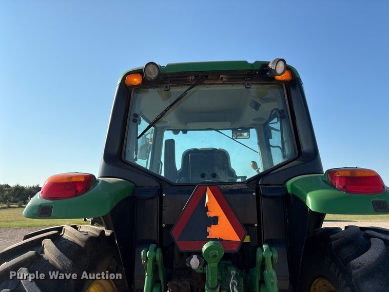 image for item IE9192 2016 John Deere 6120M MFWD tractor