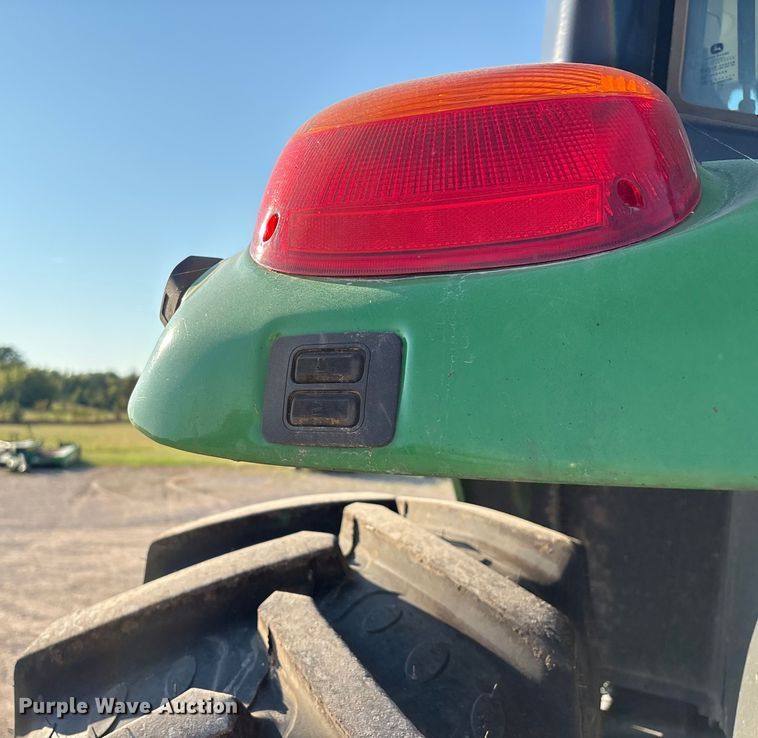 image for item IE9192 2016 John Deere 6120M MFWD tractor