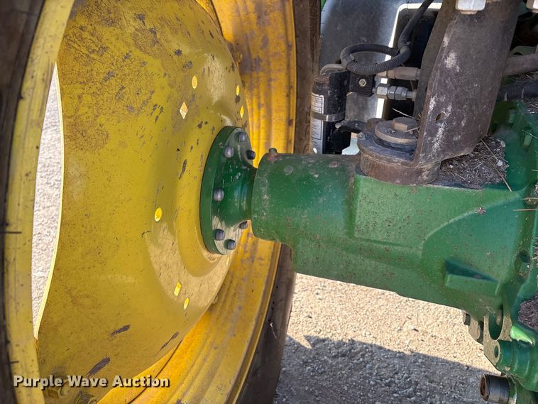 image for item IE9192 2016 John Deere 6120M MFWD tractor