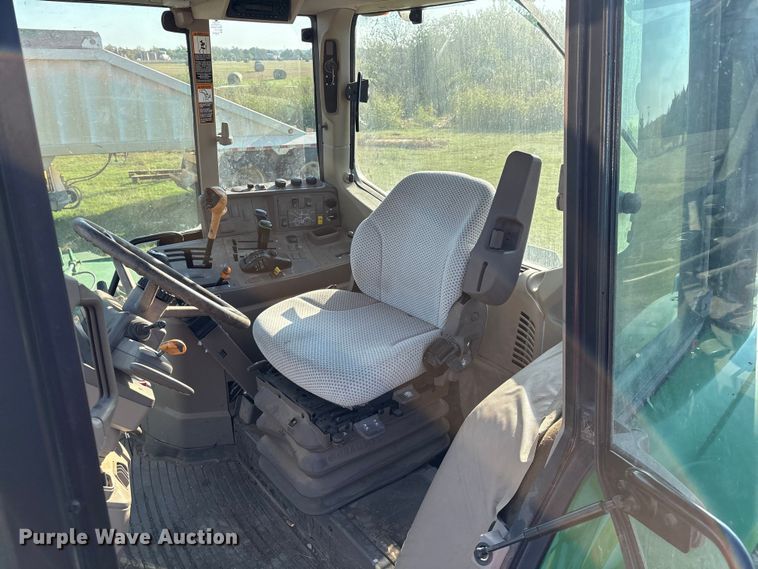 image for item IE9192 2016 John Deere 6120M MFWD tractor