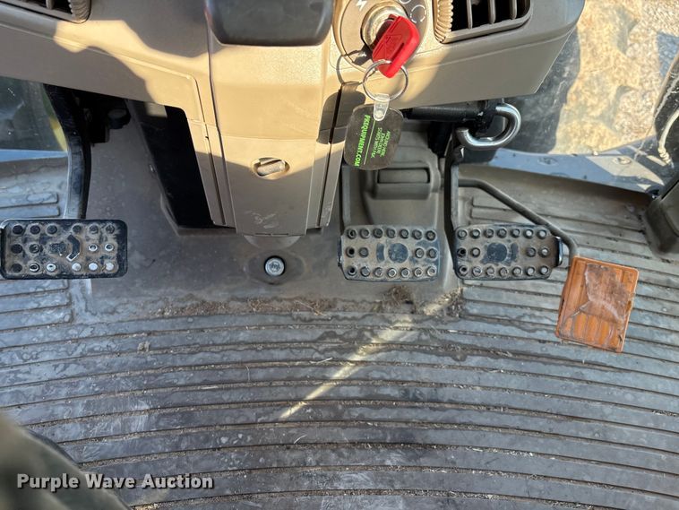 image for item IE9192 2016 John Deere 6120M MFWD tractor