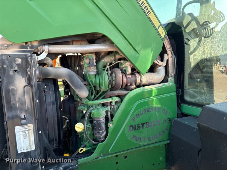 image for item IE9192 2016 John Deere 6120M MFWD tractor