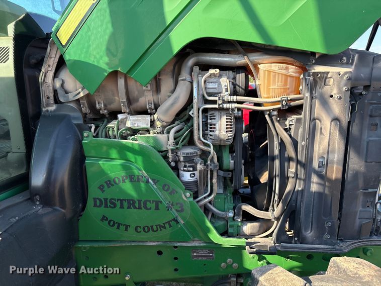 image for item IE9192 2016 John Deere 6120M MFWD tractor