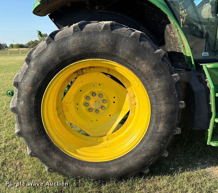 image for item IE9192 2016 John Deere 6120M MFWD tractor