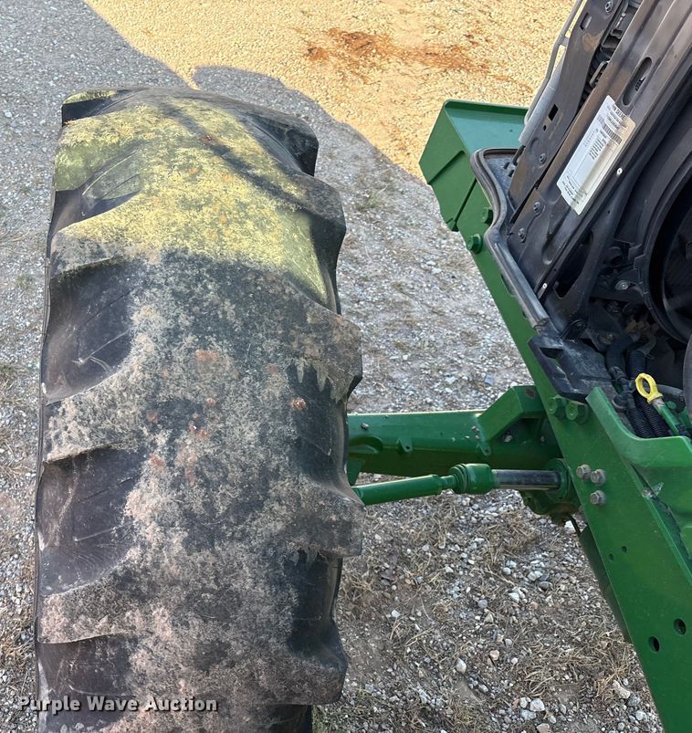 image for item IE9192 2016 John Deere 6120M MFWD tractor