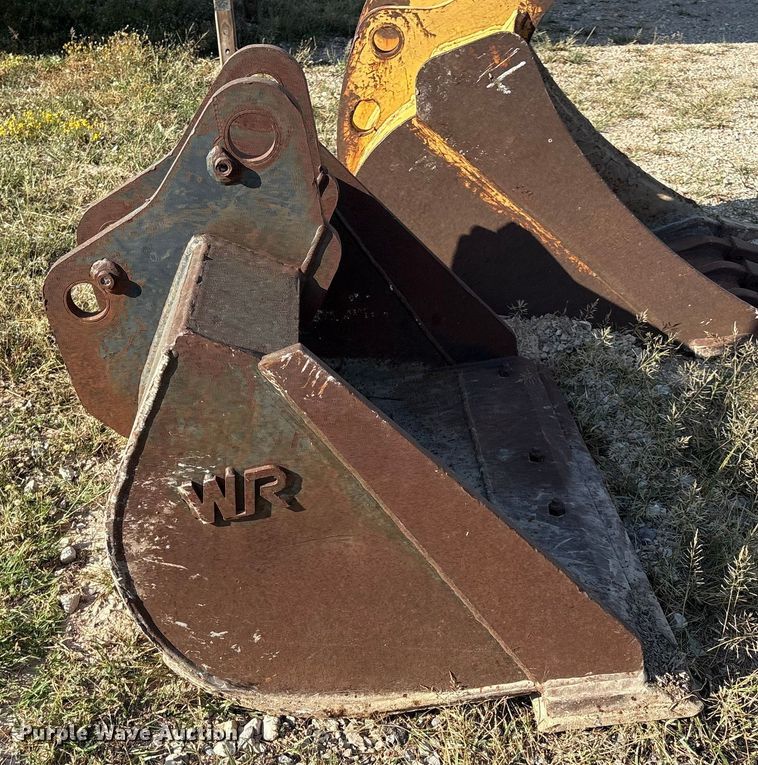 image for item IE9196 WR backhoe bucket
