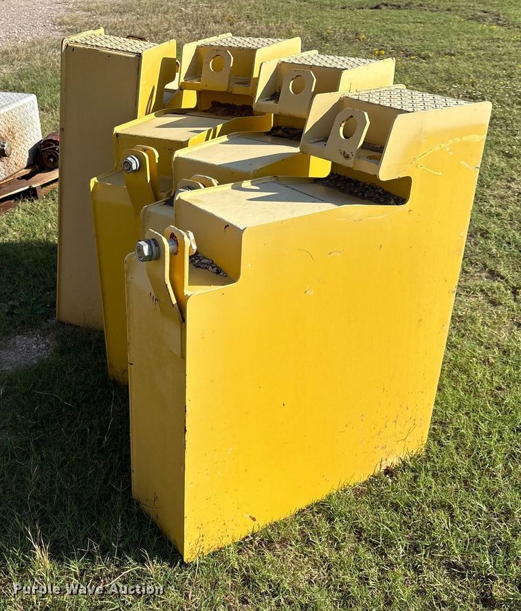 image for item IE9198 Dynapac counter weights