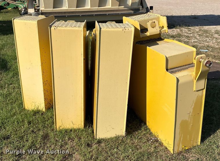 image for item IE9198 Dynapac counter weights