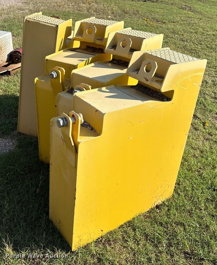 image for item IE9198 Dynapac counter weights