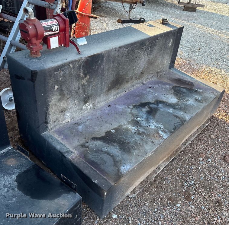 image for item IE9203 Auxiliary fuel tanks