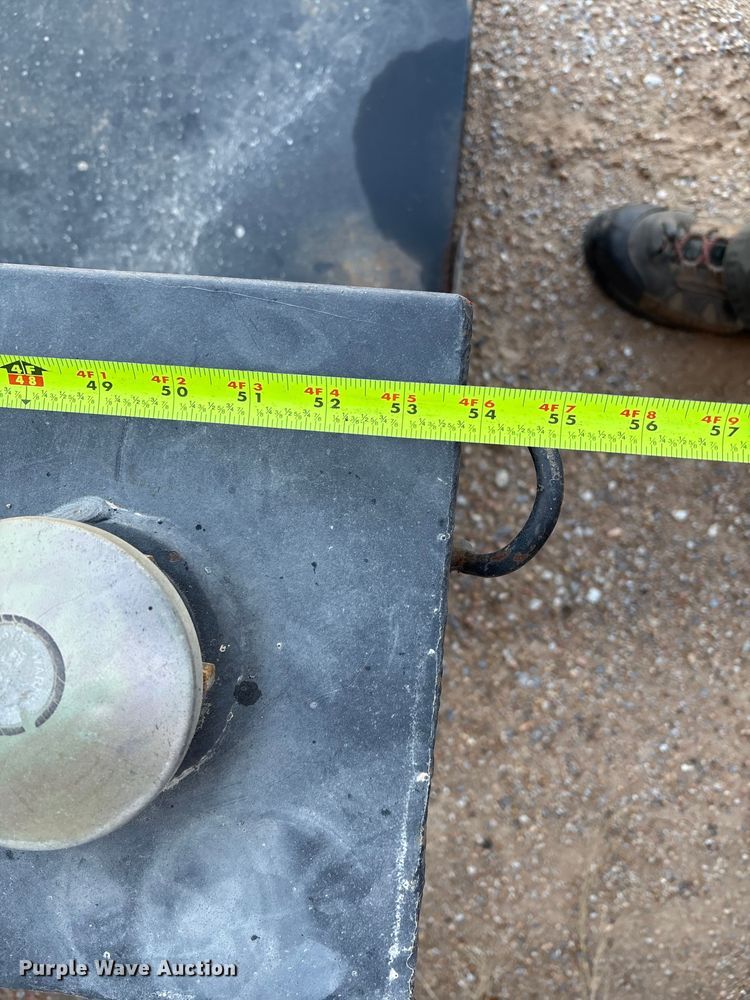 image for item IE9203 Auxiliary fuel tanks