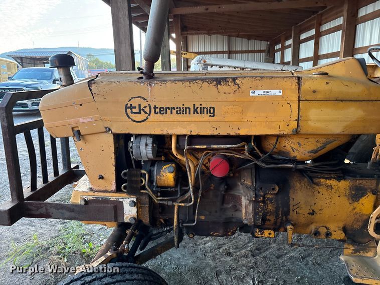 image for item IE9227 Ford Terrain King tractor