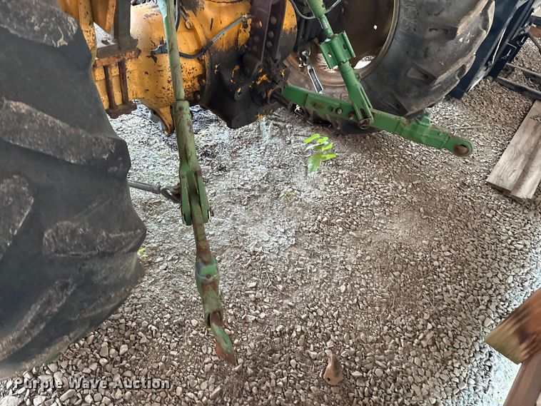 image for item IE9227 Ford Terrain King tractor