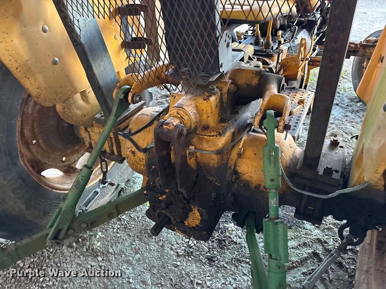 image for item IE9227 Ford Terrain King tractor