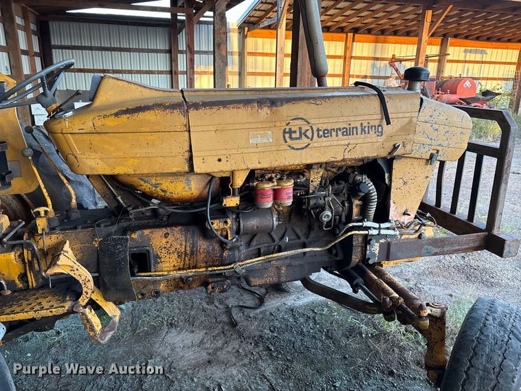 image for item IE9227 Ford Terrain King tractor