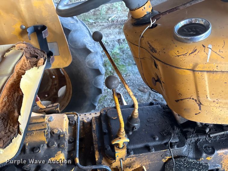 image for item IE9227 Ford Terrain King tractor