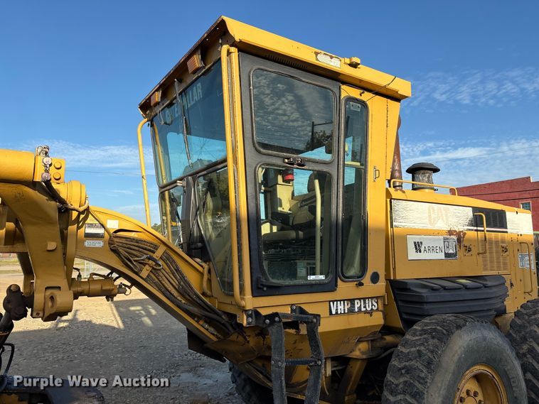 image for item IE9230 2007 Caterpillar 140H VHP Plus motor grader