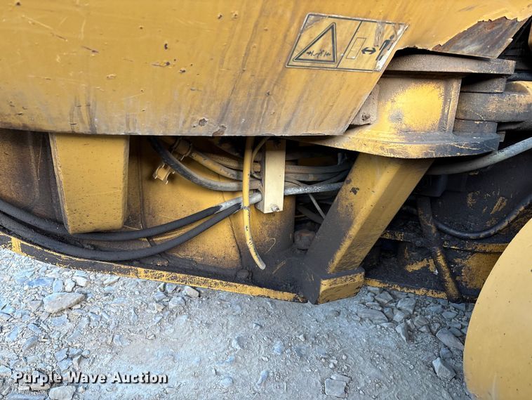 image for item IE9230 2007 Caterpillar 140H VHP Plus motor grader