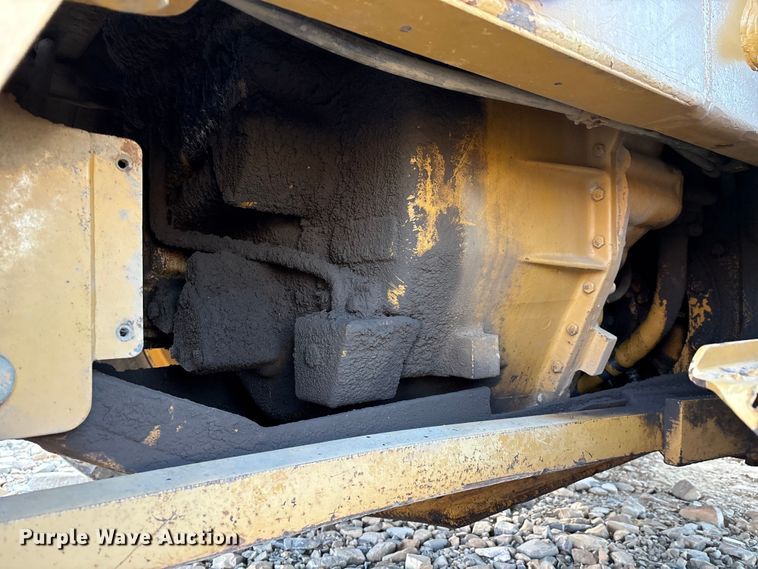 image for item IE9230 2007 Caterpillar 140H VHP Plus motor grader