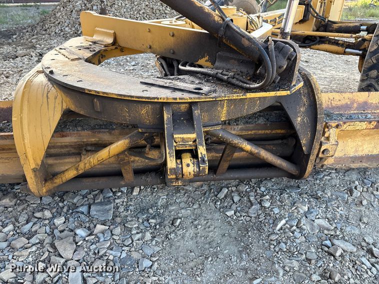 image for item IE9230 2007 Caterpillar 140H VHP Plus motor grader