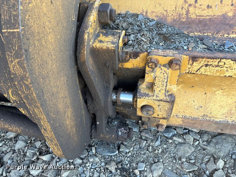 image for item IE9230 2007 Caterpillar 140H VHP Plus motor grader