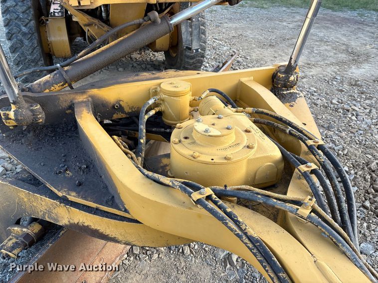 image for item IE9230 2007 Caterpillar 140H VHP Plus motor grader
