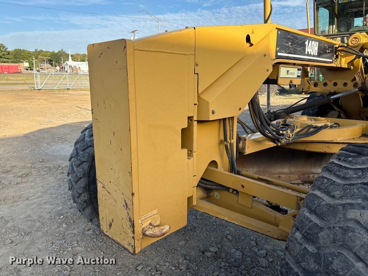 image for item IE9230 2007 Caterpillar 140H VHP Plus motor grader