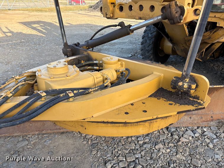 image for item IE9230 2007 Caterpillar 140H VHP Plus motor grader