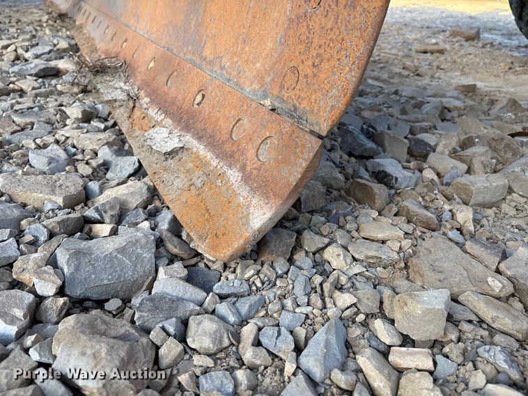 image for item IE9230 2007 Caterpillar 140H VHP Plus motor grader