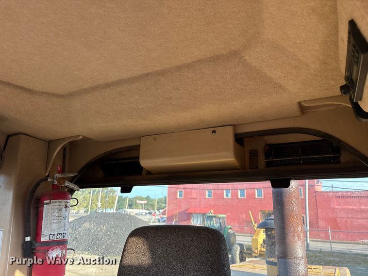 image for item IE9230 2007 Caterpillar 140H VHP Plus motor grader