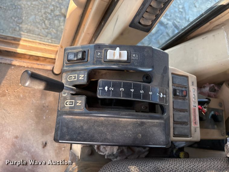 image for item IE9230 2007 Caterpillar 140H VHP Plus motor grader