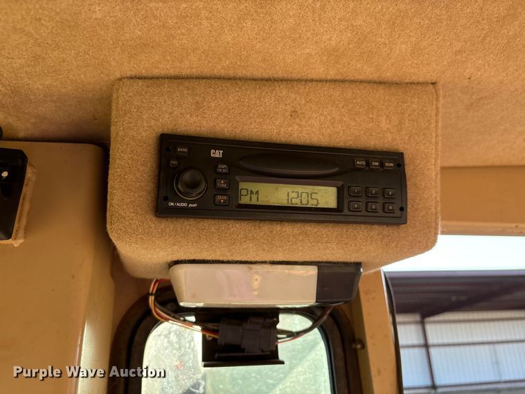 image for item IE9230 2007 Caterpillar 140H VHP Plus motor grader