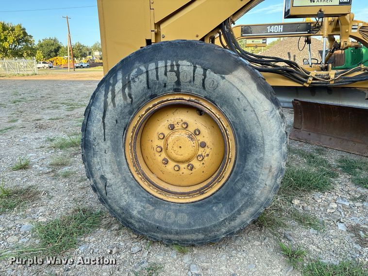image for item IE9230 2007 Caterpillar 140H VHP Plus motor grader