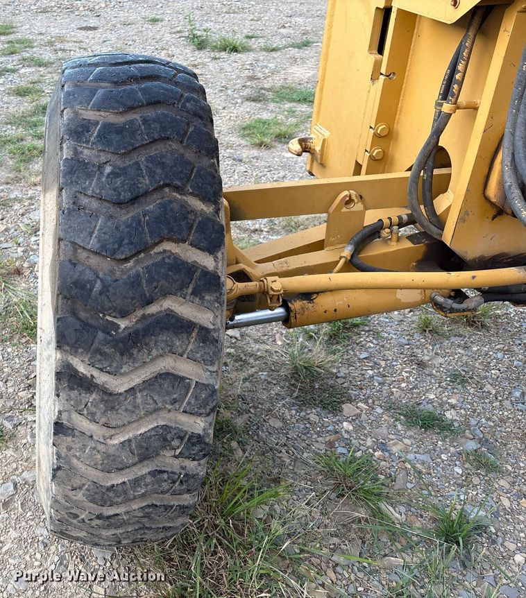 image for item IE9230 2007 Caterpillar 140H VHP Plus motor grader