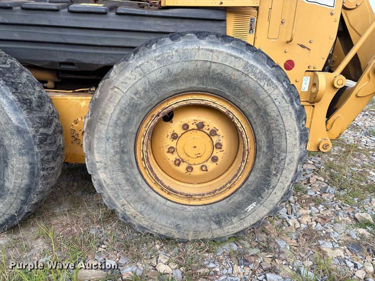 image for item IE9230 2007 Caterpillar 140H VHP Plus motor grader