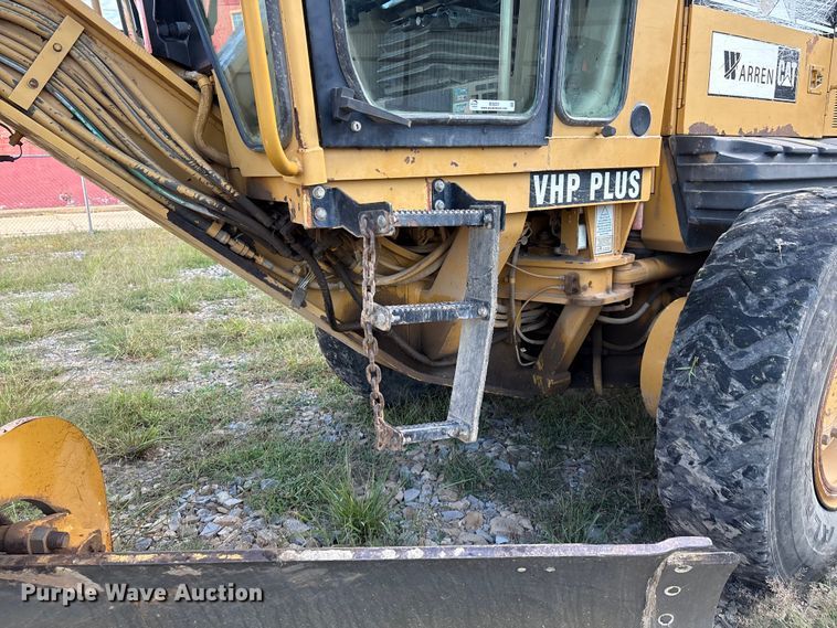 image for item IE9231 2007 Caterpillar 140H VHP Plus motor grader