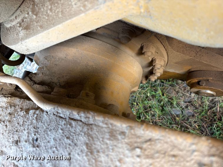 image for item IE9231 2007 Caterpillar 140H VHP Plus motor grader