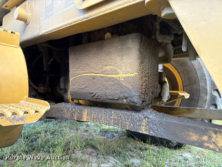 image for item IE9231 2007 Caterpillar 140H VHP Plus motor grader