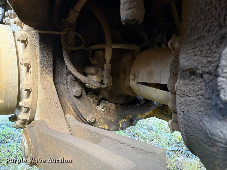 image for item IE9231 2007 Caterpillar 140H VHP Plus motor grader