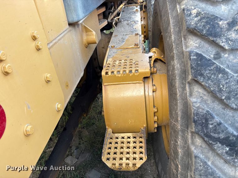 image for item IE9231 2007 Caterpillar 140H VHP Plus motor grader