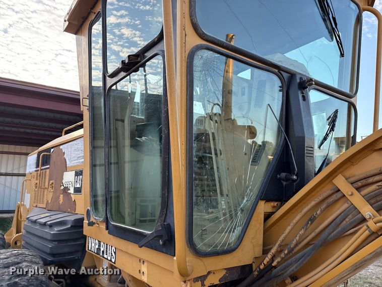 image for item IE9231 2007 Caterpillar 140H VHP Plus motor grader