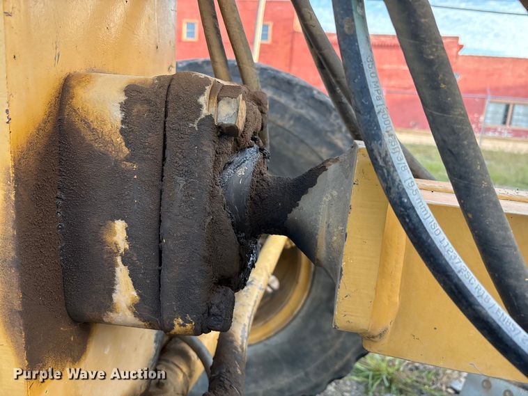 image for item IE9231 2007 Caterpillar 140H VHP Plus motor grader