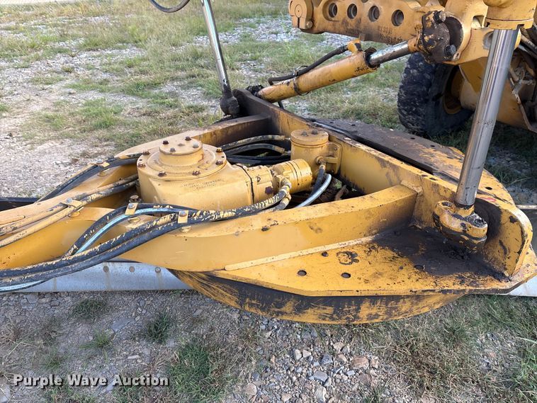 image for item IE9231 2007 Caterpillar 140H VHP Plus motor grader