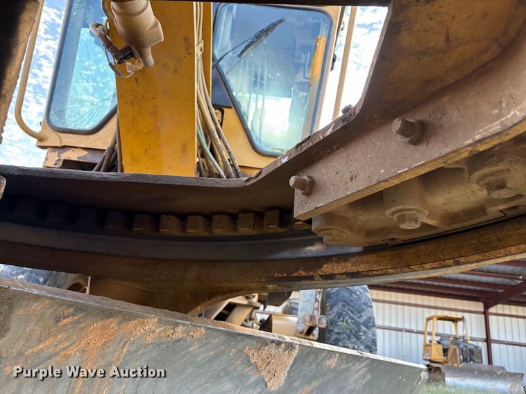 image for item IE9231 2007 Caterpillar 140H VHP Plus motor grader