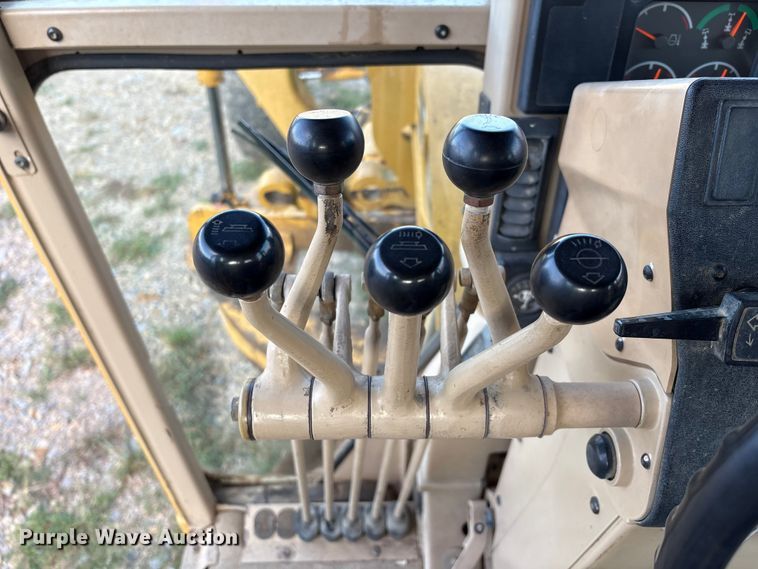 image for item IE9231 2007 Caterpillar 140H VHP Plus motor grader