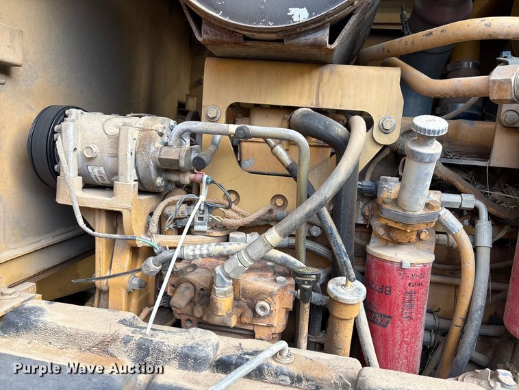 image for item IE9231 2007 Caterpillar 140H VHP Plus motor grader