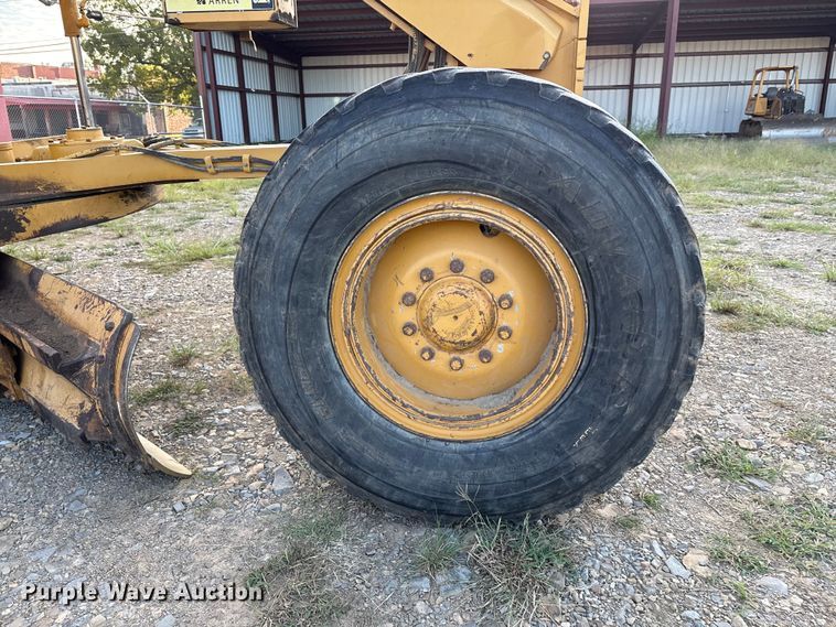 image for item IE9231 2007 Caterpillar 140H VHP Plus motor grader