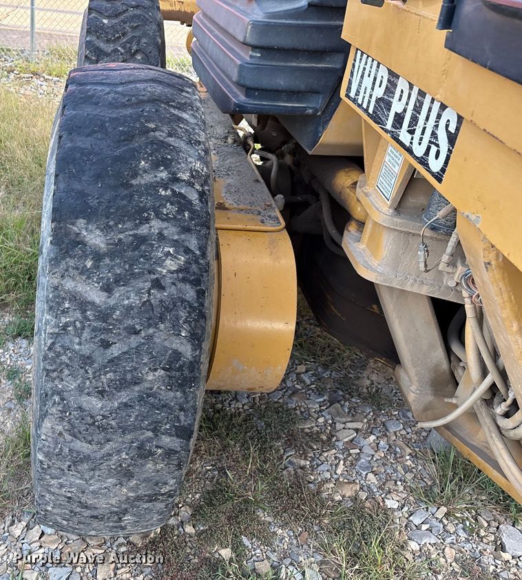 image for item IE9231 2007 Caterpillar 140H VHP Plus motor grader
