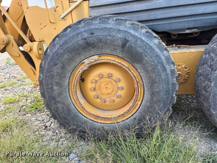 image for item IE9231 2007 Caterpillar 140H VHP Plus motor grader